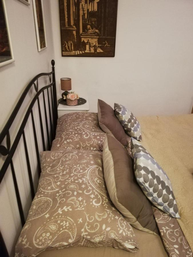 Axis Center Apartment *