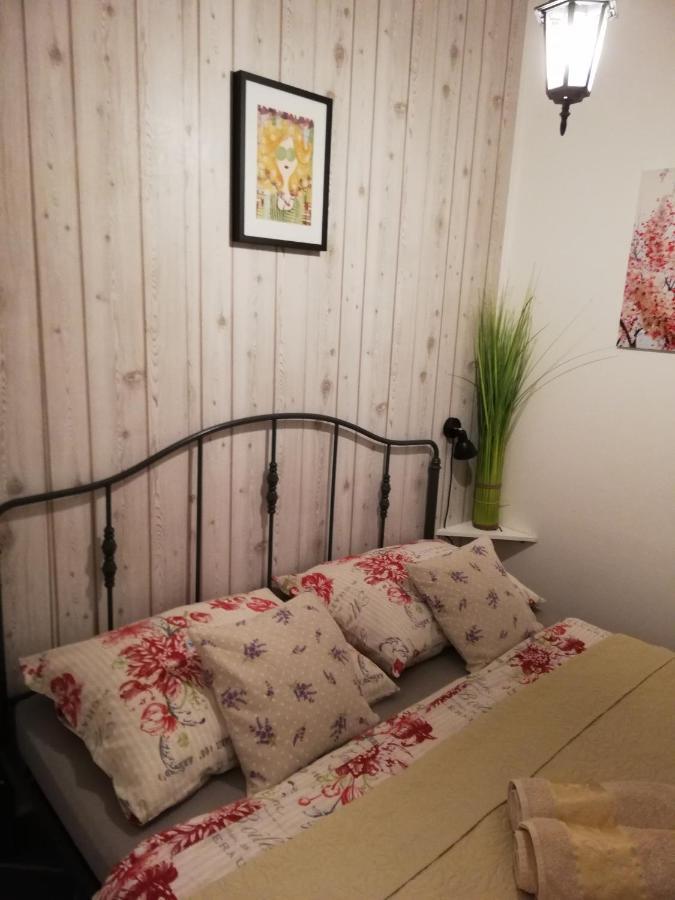 Axis Center Apartment *