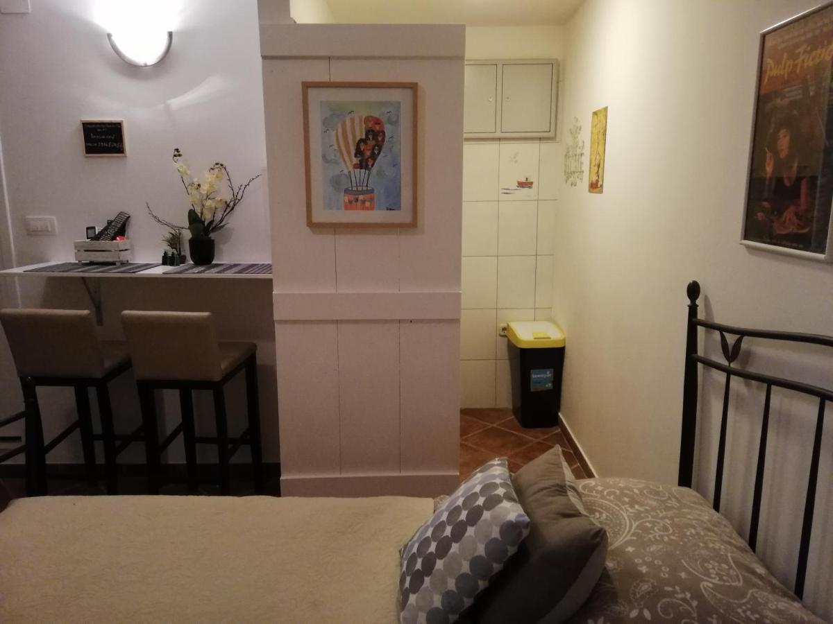 Apartment Axis Center